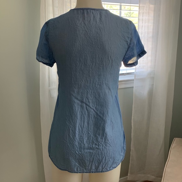 Cloth & Stone Chambray Shirt XS - Picture 2 of 4